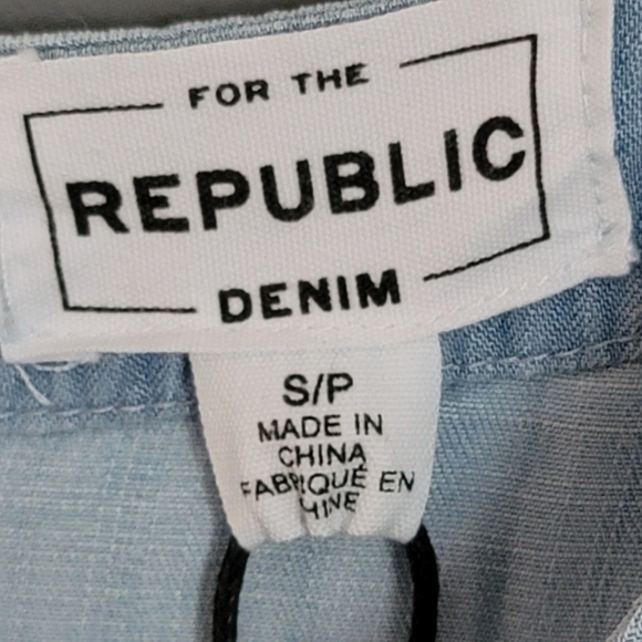 For The Republic Denim Sleeveless Top. Size SP - Picture 7 of 9